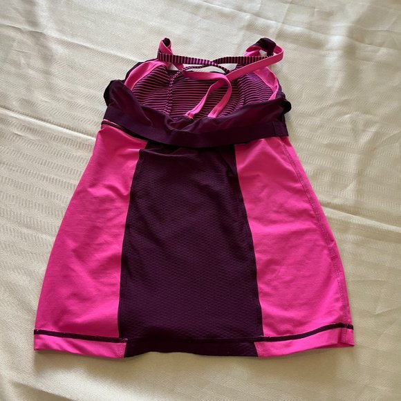 Lululemon Energy Tank - Picture 6 of 12